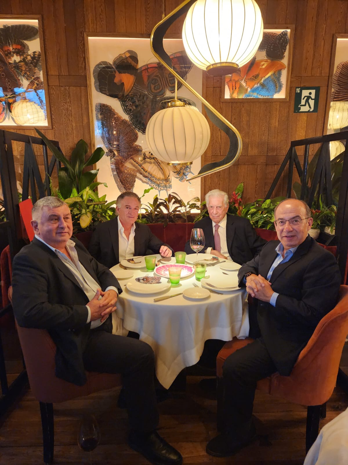 Dionisio Gutiérrez se reúne con Mario Vargas Llosa, Felipe Calderón y Gerardo Bongiovanni en Madrid